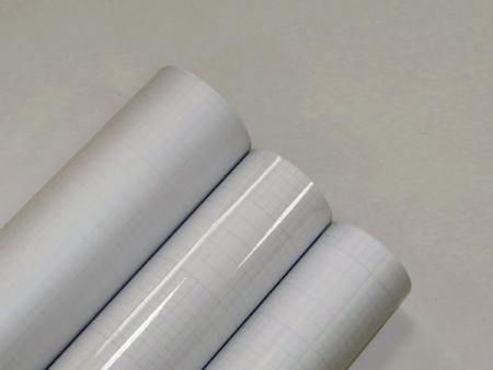 As a specialist for self-adhesive vinyl, IPC offers innovative and
